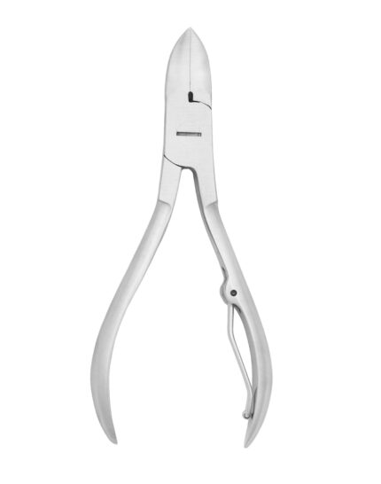 Professional lap joint nail nipper made of surgical stainless steel for heavy-duty toenail trimming and salon pedicure use.